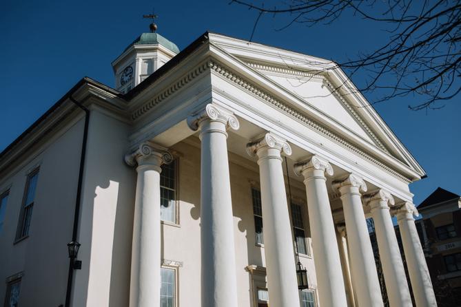 An exterior of the Centre County Courthouse in Bellefonte, Pennsylvania