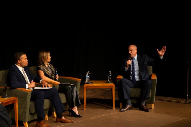 GOP attorney general candidate Dave Sunday (right)