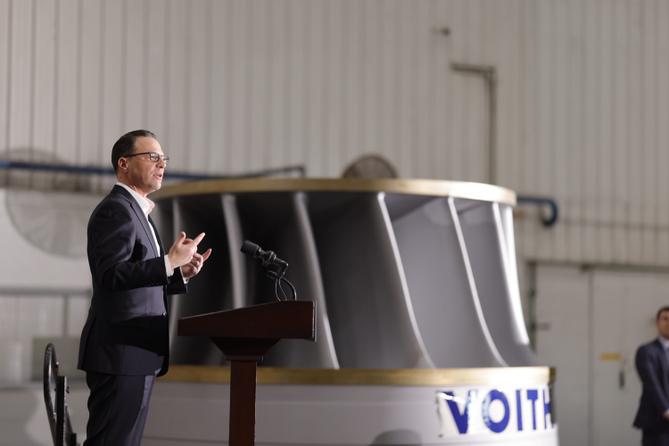 Gov. Josh Shapiro visited Voith Hydro North America for an announcement about his “Lightning Plan” for energy production in Pennsylvania. Gov. Josh Shapiro visited Voith Hydro North America for an announcement about his “Lightning Plan” for energy production in Pennsylvania.